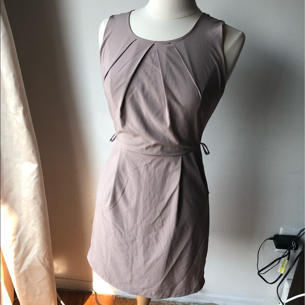 Dress - Picture 5 of 14
